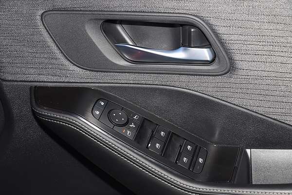 2024 Nissan X-TRAIL ST T33