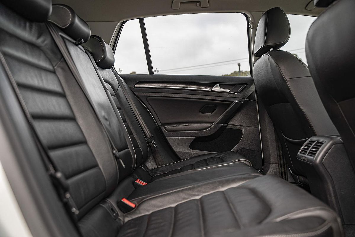 2016 Volkswagen Golf 110TSI Highline 7