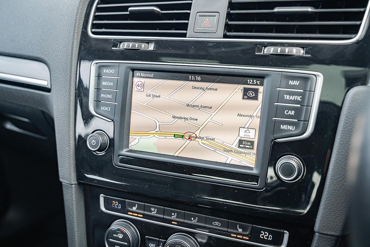 2016 Volkswagen Golf 110TSI Highline 7