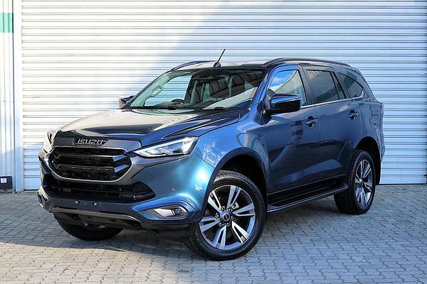 2023 Isuzu MU-X LS-T
