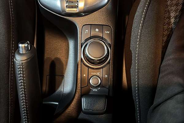 2017 Mazda 2 Maxx DJ Series