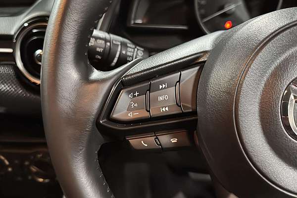 2017 Mazda 2 Maxx DJ Series