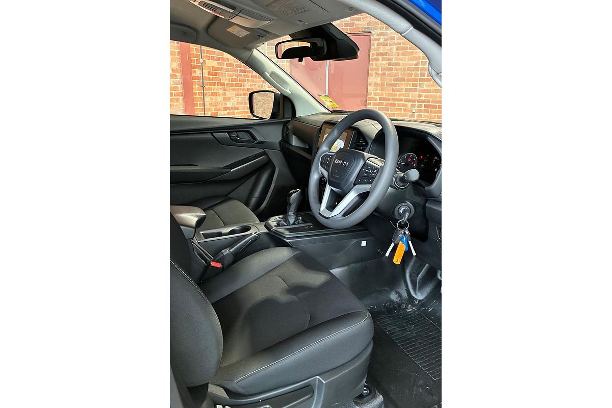 2025 Isuzu D-MAX SX 4X4