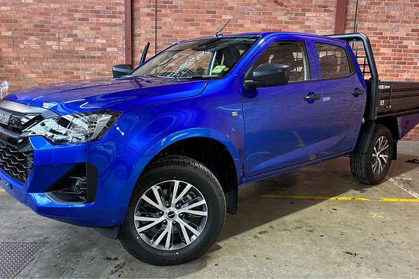 2025 Isuzu D-MAX SX 4X4