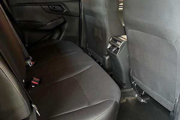 2025 Isuzu D-MAX SX 4X4