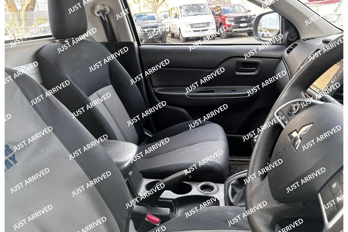 2020 Mitsubishi Triton GLX MR Rear Wheel Drive