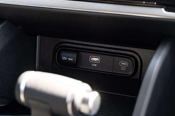 2025 Kia Sportage SX NQ5