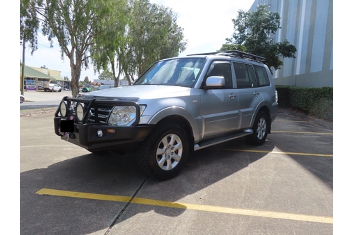 2009 Mitsubishi Pajero GLS NT