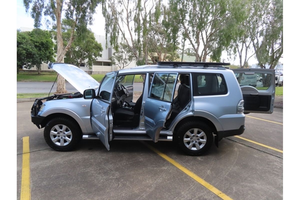 2009 Mitsubishi Pajero GLS NT