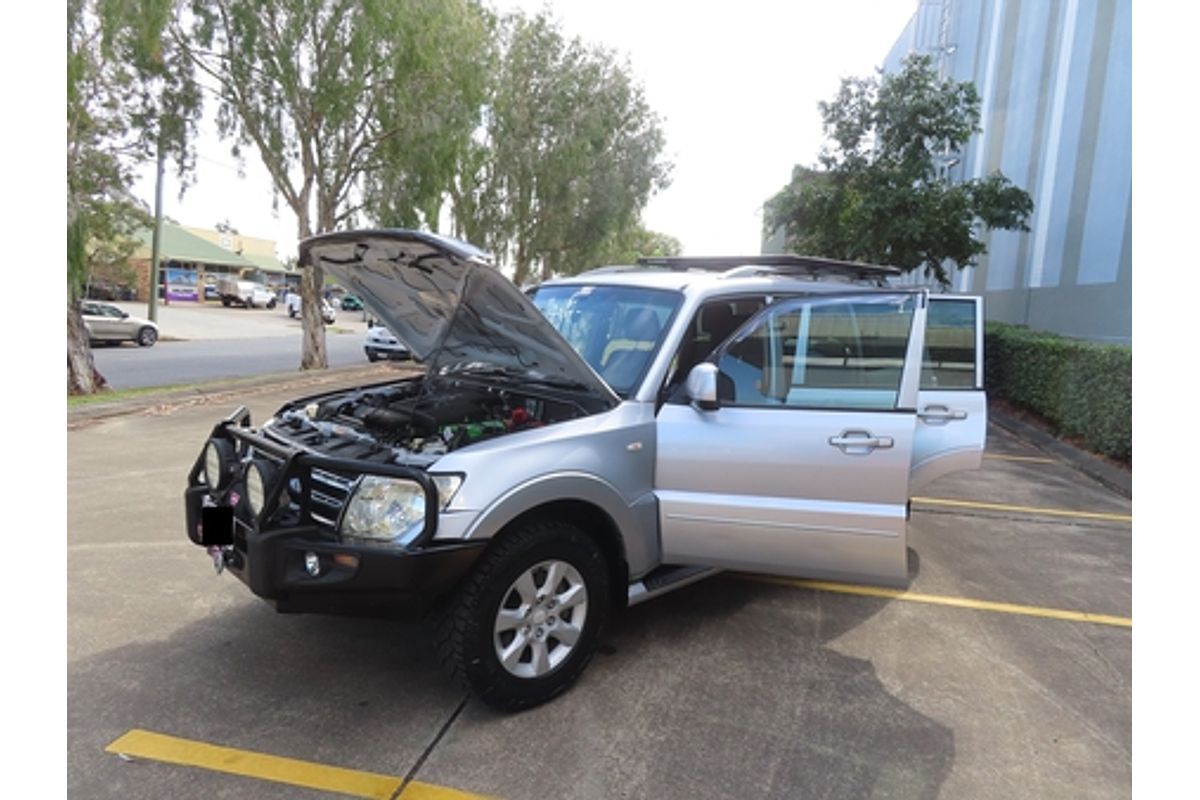 2009 Mitsubishi Pajero GLS NT