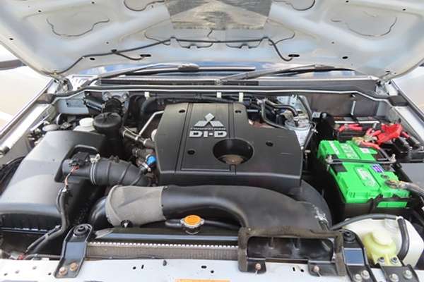 2009 Mitsubishi Pajero GLS NT