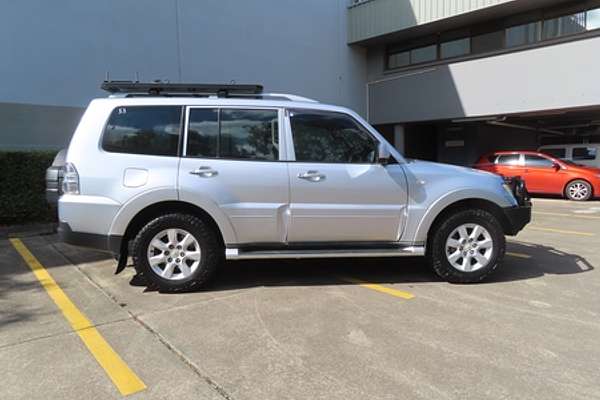 2009 Mitsubishi Pajero GLS NT