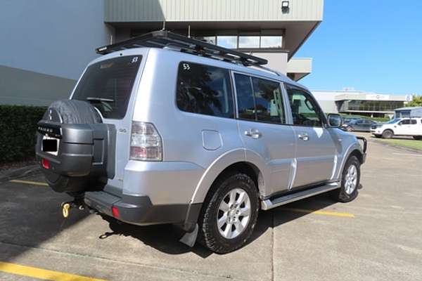 2009 Mitsubishi Pajero GLS NT