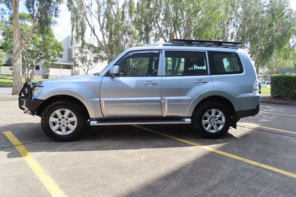 2009 Mitsubishi Pajero GLS NT