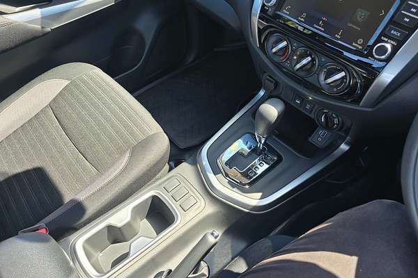 2024 Nissan Navara SL Warrior D23 4X4