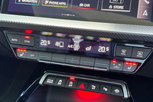2025 Audi RS3 GY