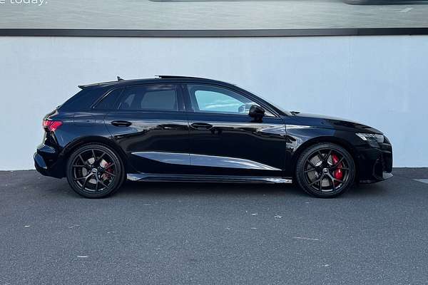 2025 Audi RS3 GY