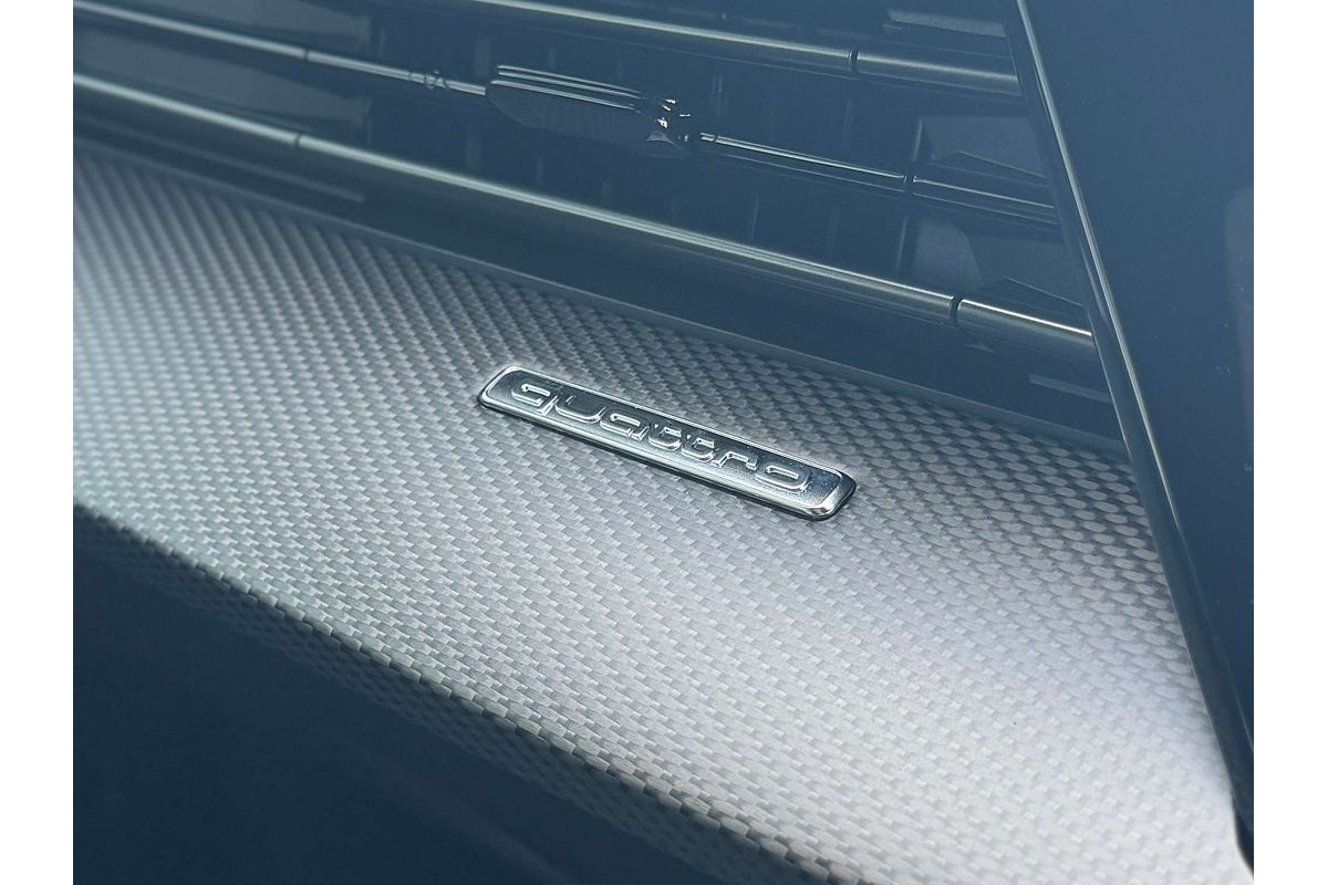 2025 Audi RS3 GY
