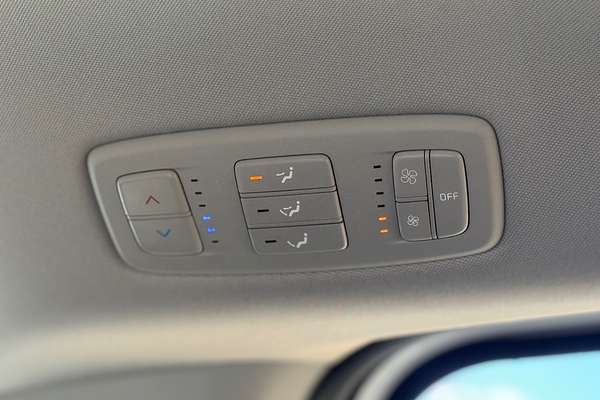 2022 Kia Carnival S KA4