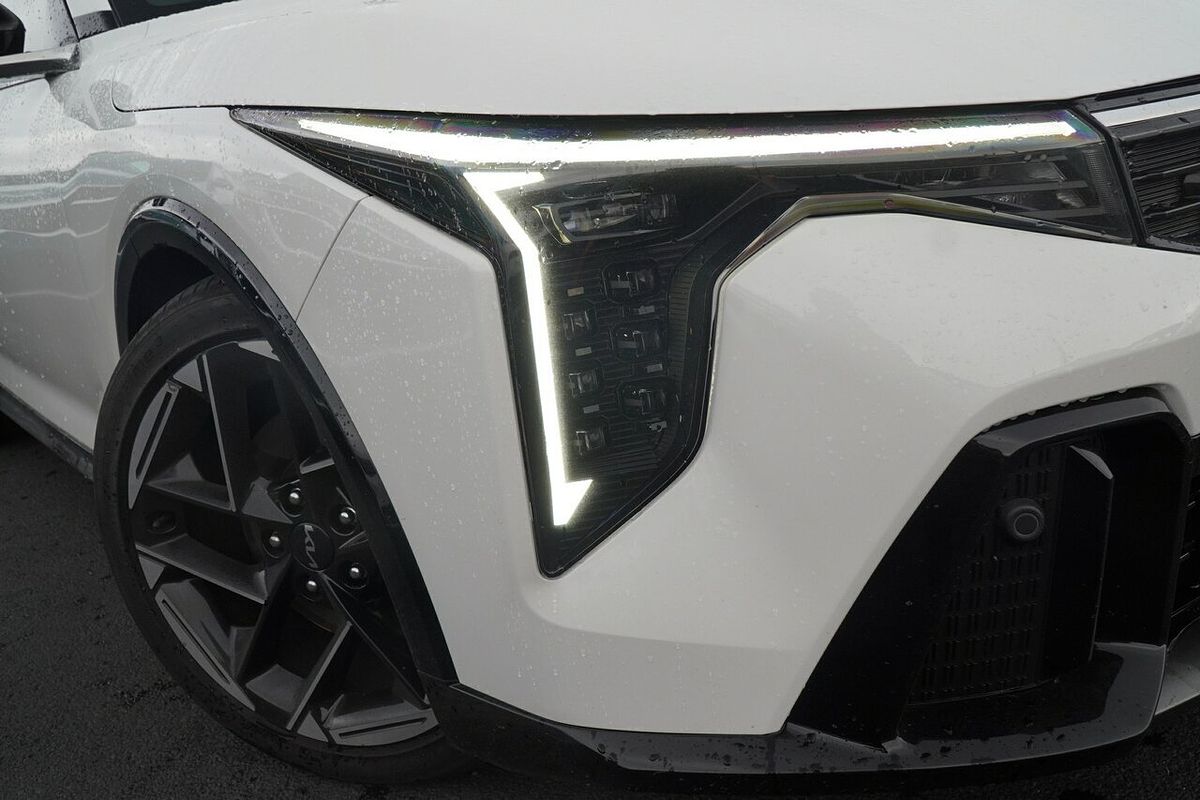 2025 Kia K4 GT-Line CL4m
