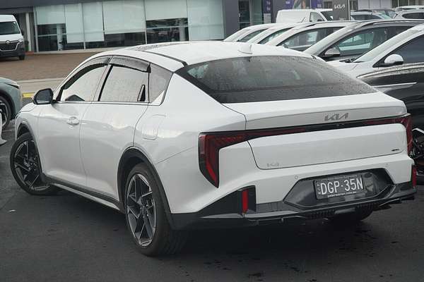 2025 Kia K4 GT-Line CL4m