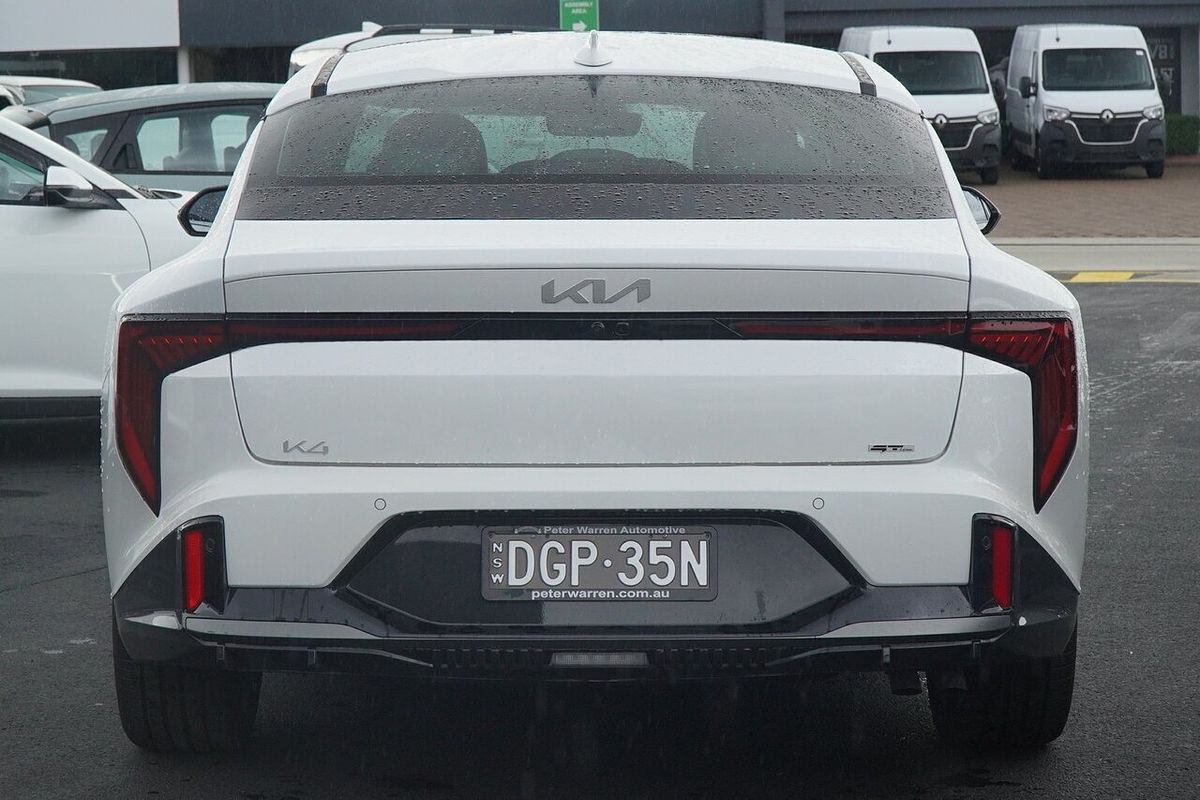 2025 Kia K4 GT-Line CL4m