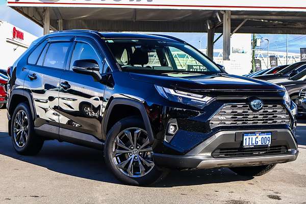 2024 Toyota RAV4 GXL AXAH52R