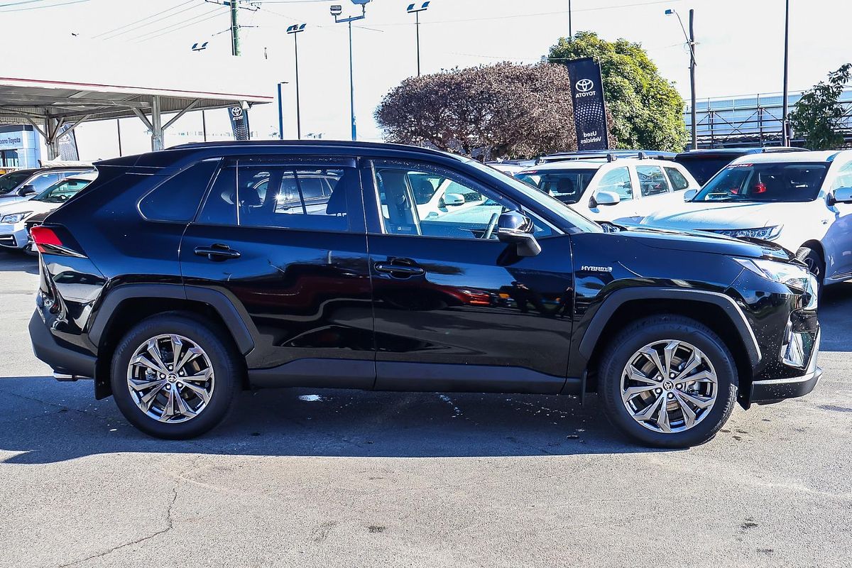 2024 Toyota RAV4 GXL AXAH52R