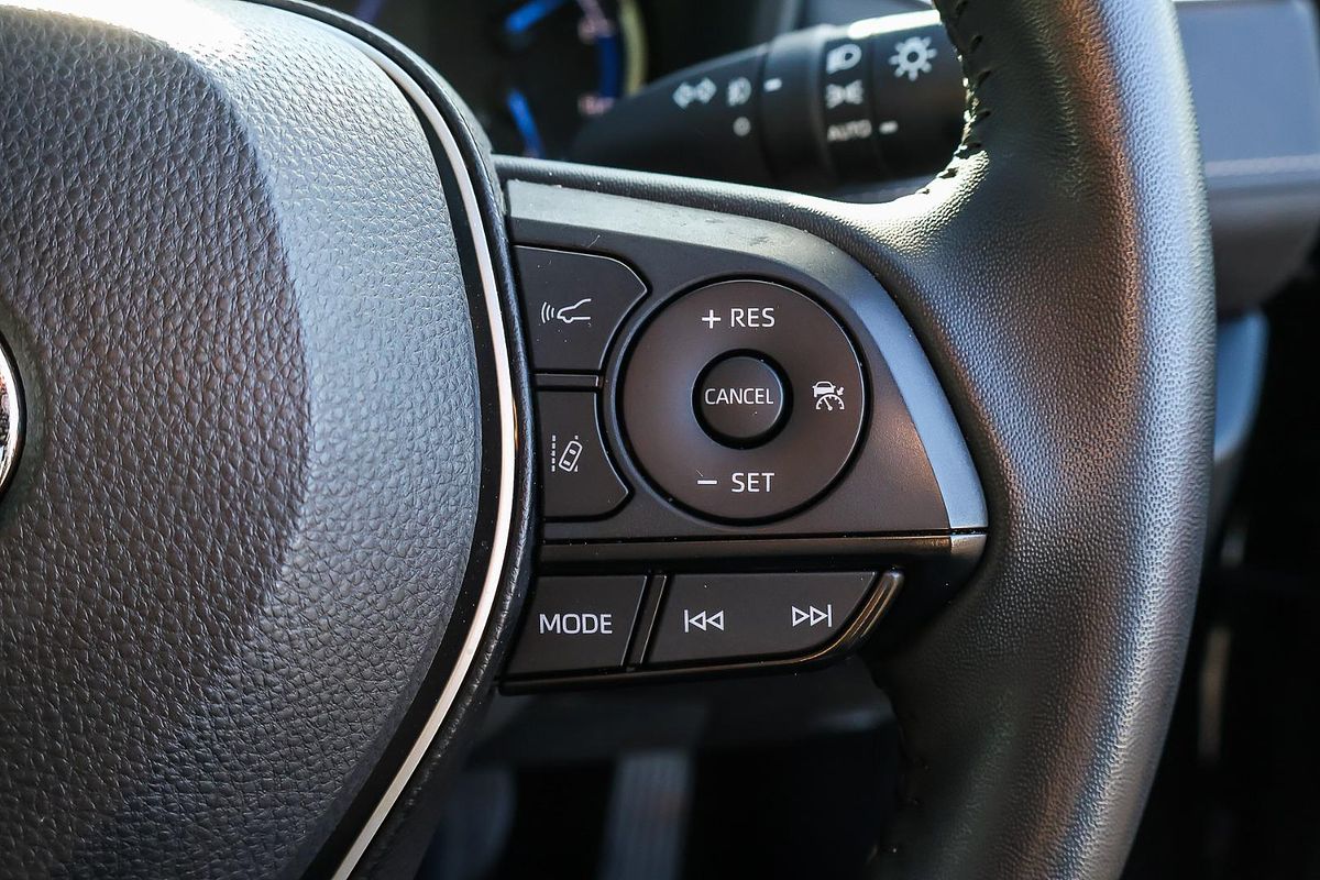 2024 Toyota RAV4 GXL AXAH52R