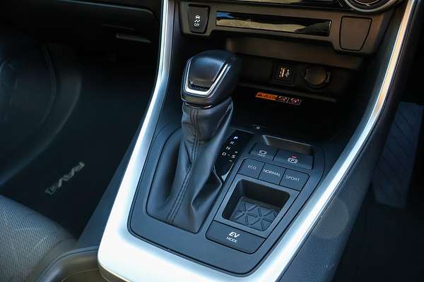 2024 Toyota RAV4 GXL AXAH52R