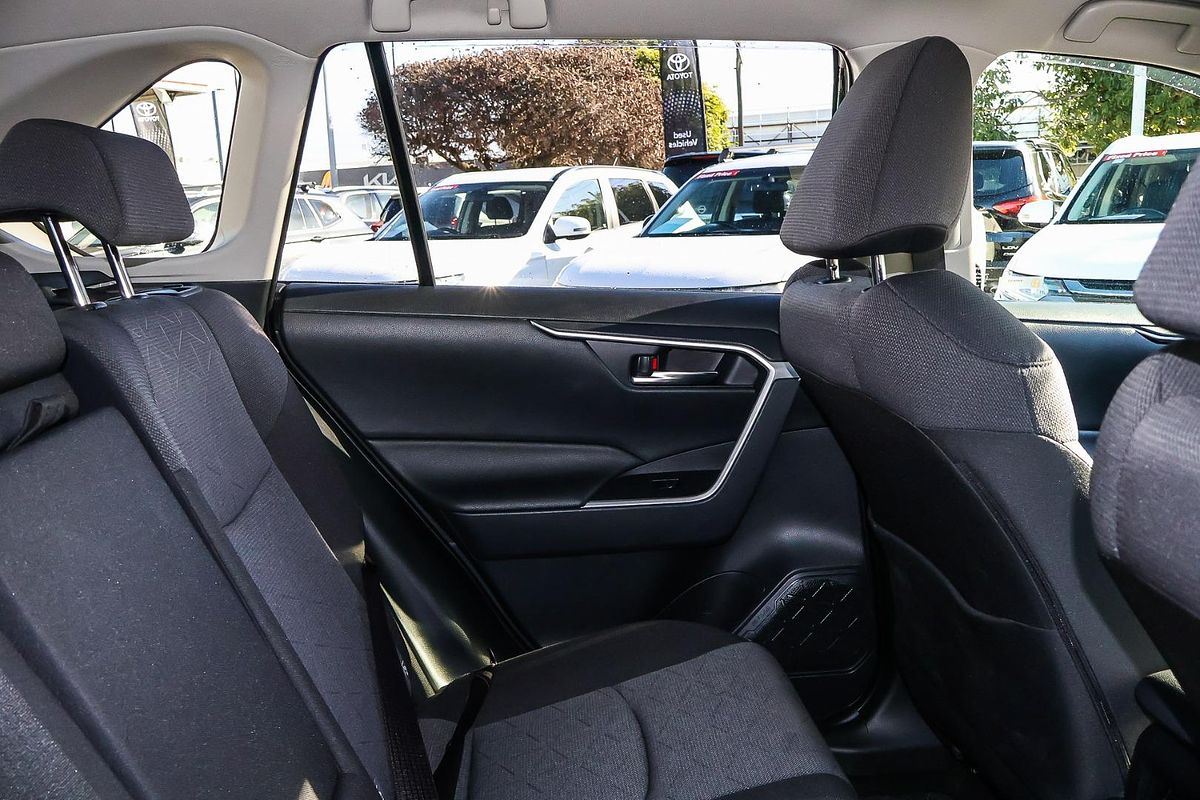 2024 Toyota RAV4 GXL AXAH52R