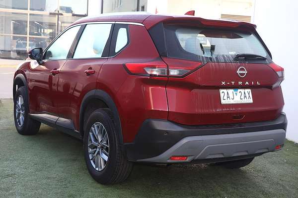 2025 Nissan X-TRAIL ST T33