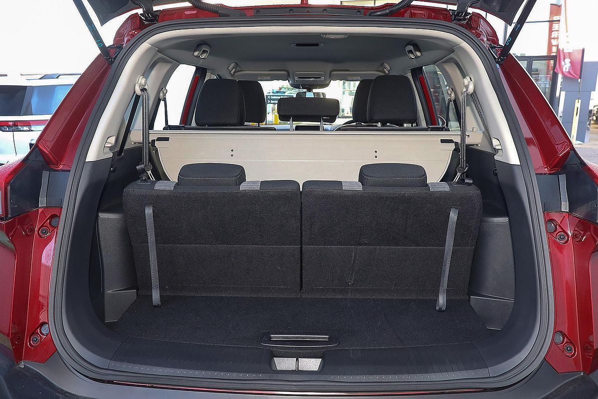 2025 Nissan X-TRAIL ST T33