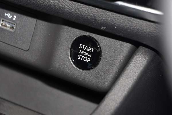 2025 Nissan X-TRAIL ST T33