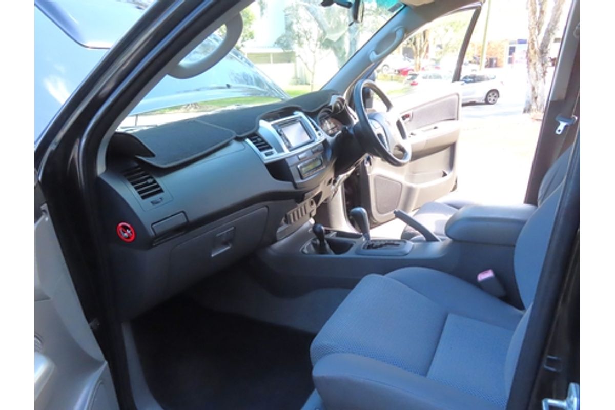 2011 Toyota Hilux SR5 KUN26R 4X4