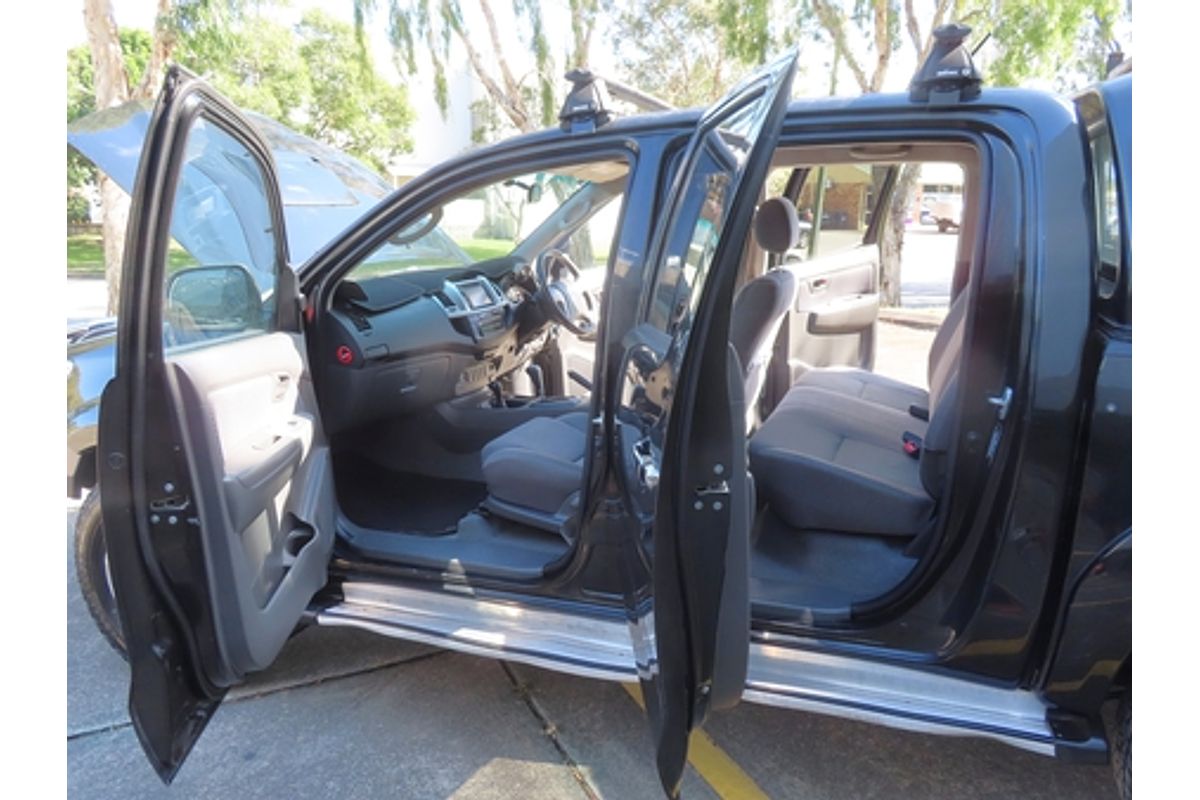 2011 Toyota Hilux SR5 KUN26R 4X4