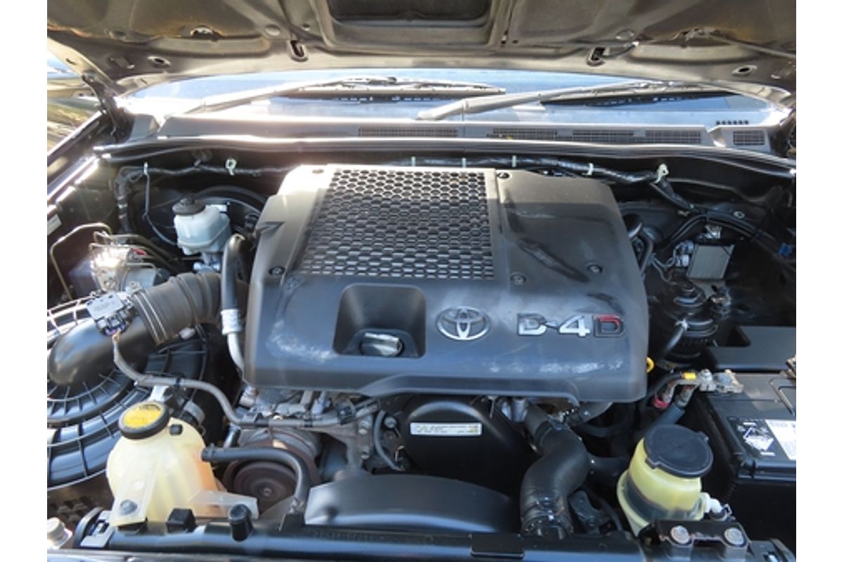 2011 Toyota Hilux SR5 KUN26R 4X4