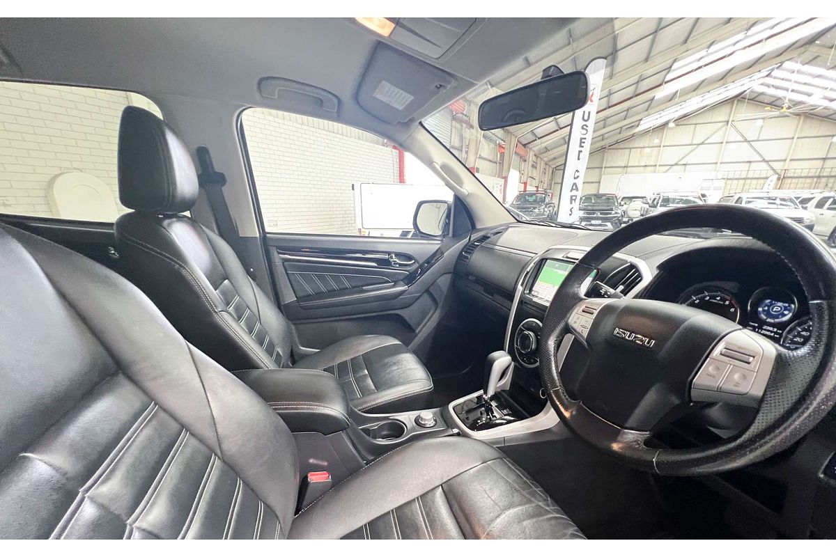 2019 Isuzu MU-X LS-T