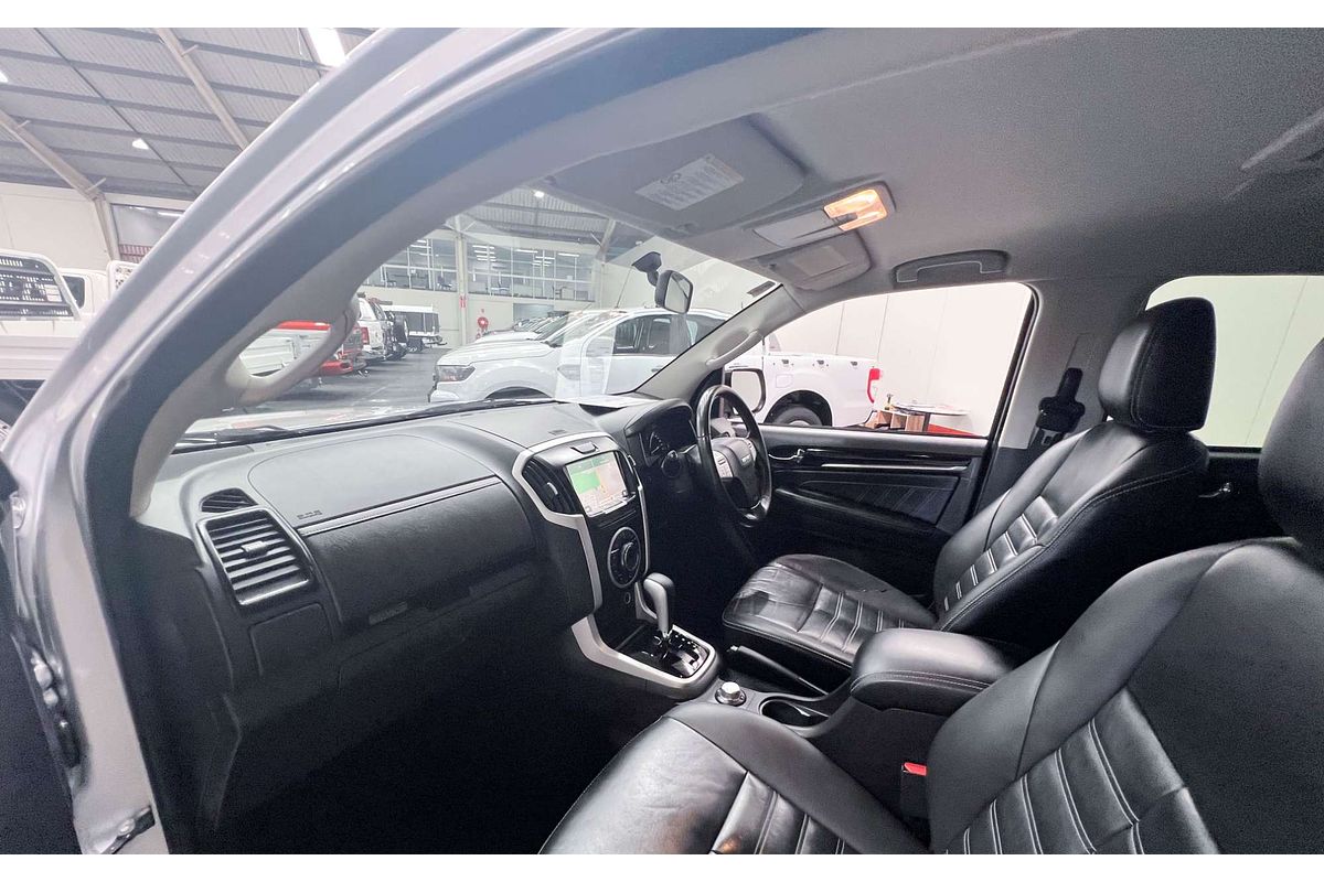 2019 Isuzu MU-X LS-T