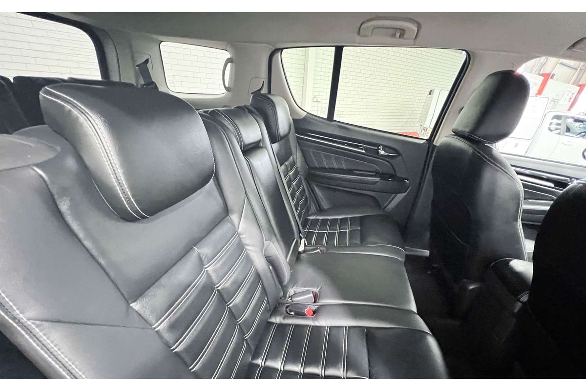 2019 Isuzu MU-X LS-T