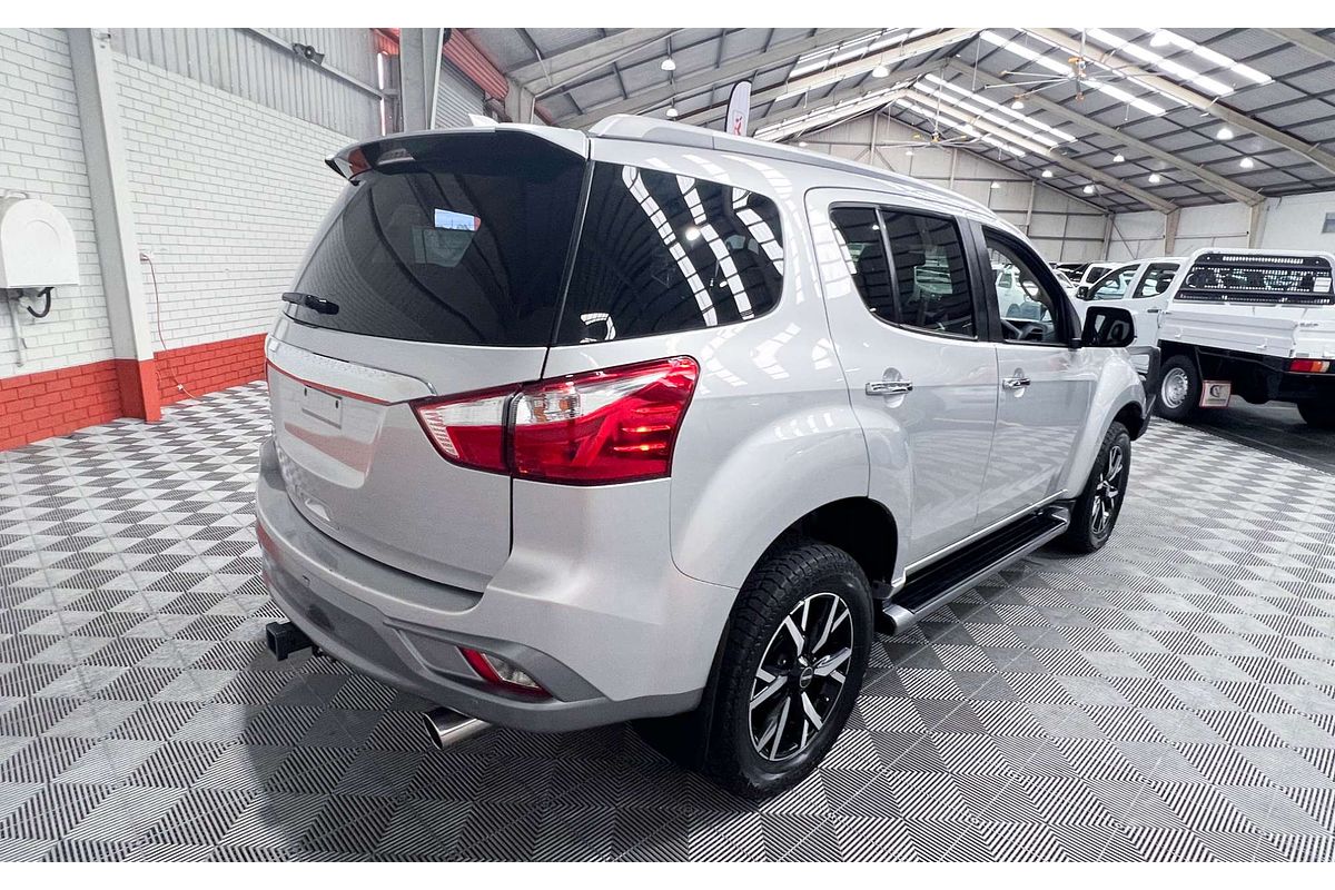2019 Isuzu MU-X LS-T