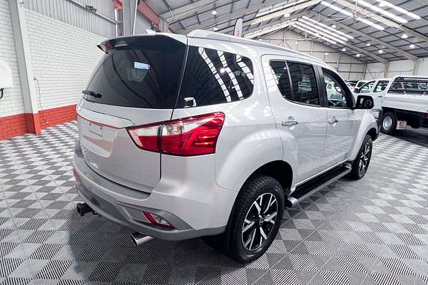 2019 Isuzu MU-X LS-T