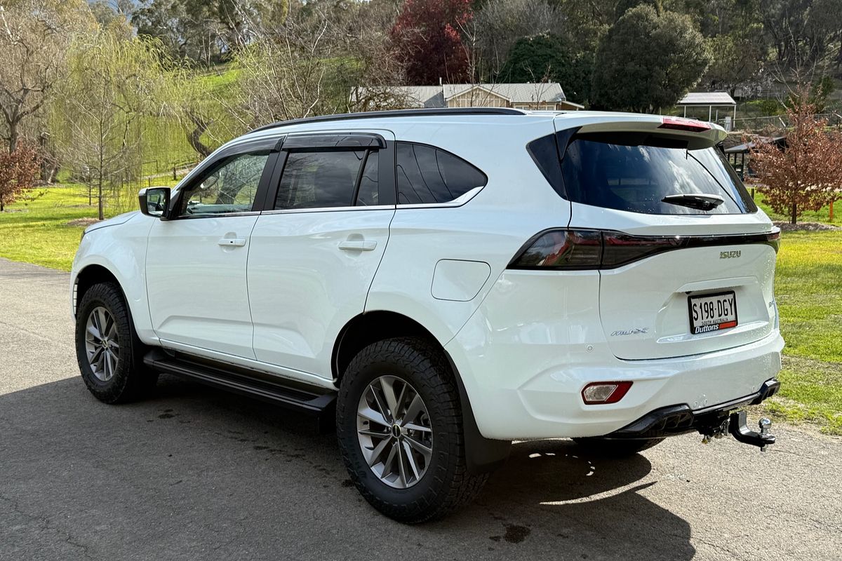 2025 Isuzu MU-X LS-U