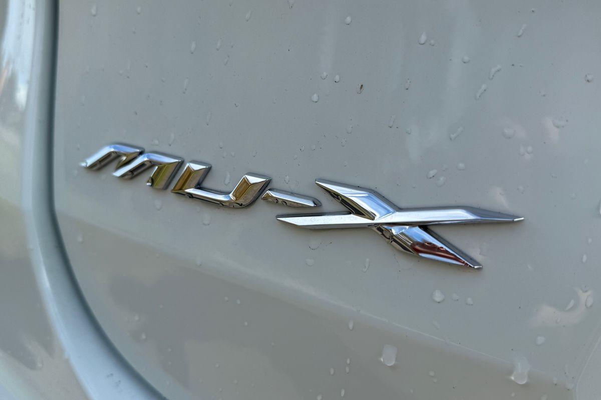2025 Isuzu MU-X LS-U
