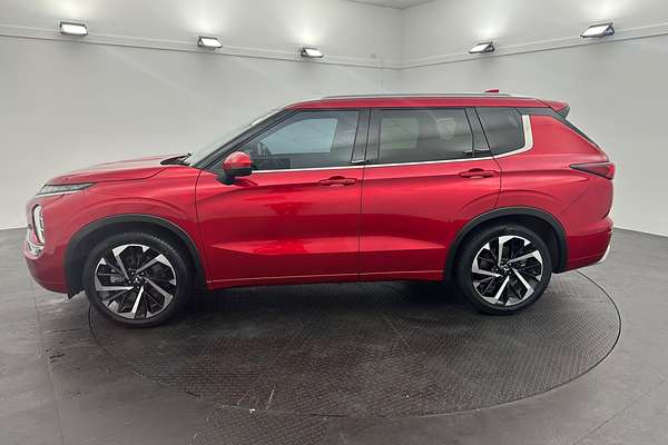 2023 Mitsubishi Outlander Exceed ZM