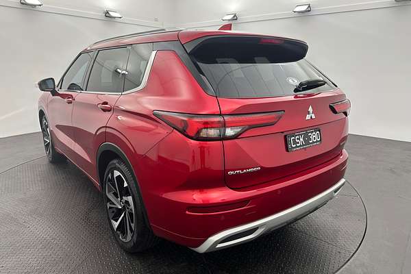 2023 Mitsubishi Outlander Exceed ZM