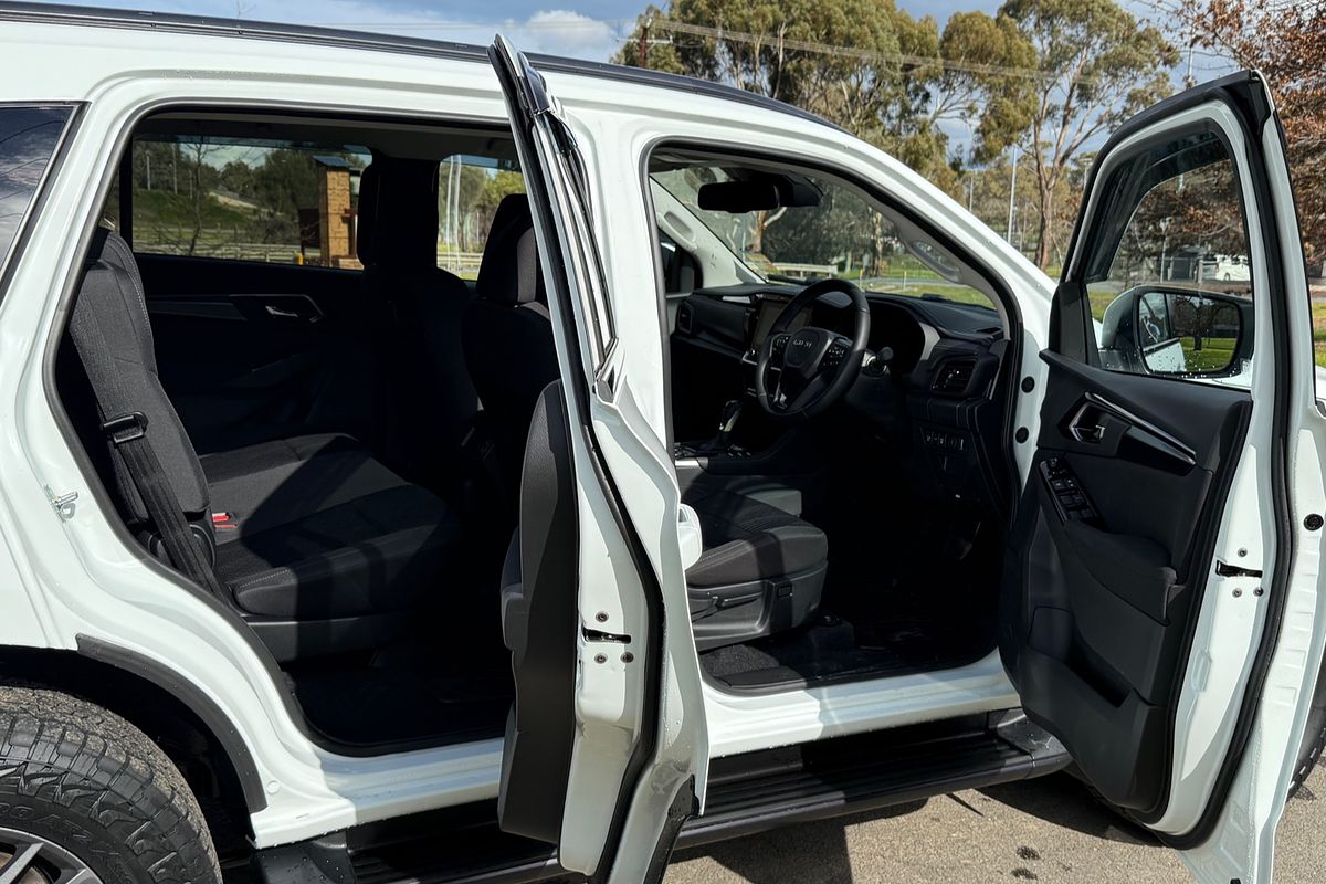 2025 Isuzu MU-X LS-U