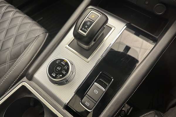 2023 Mitsubishi Outlander Exceed ZM