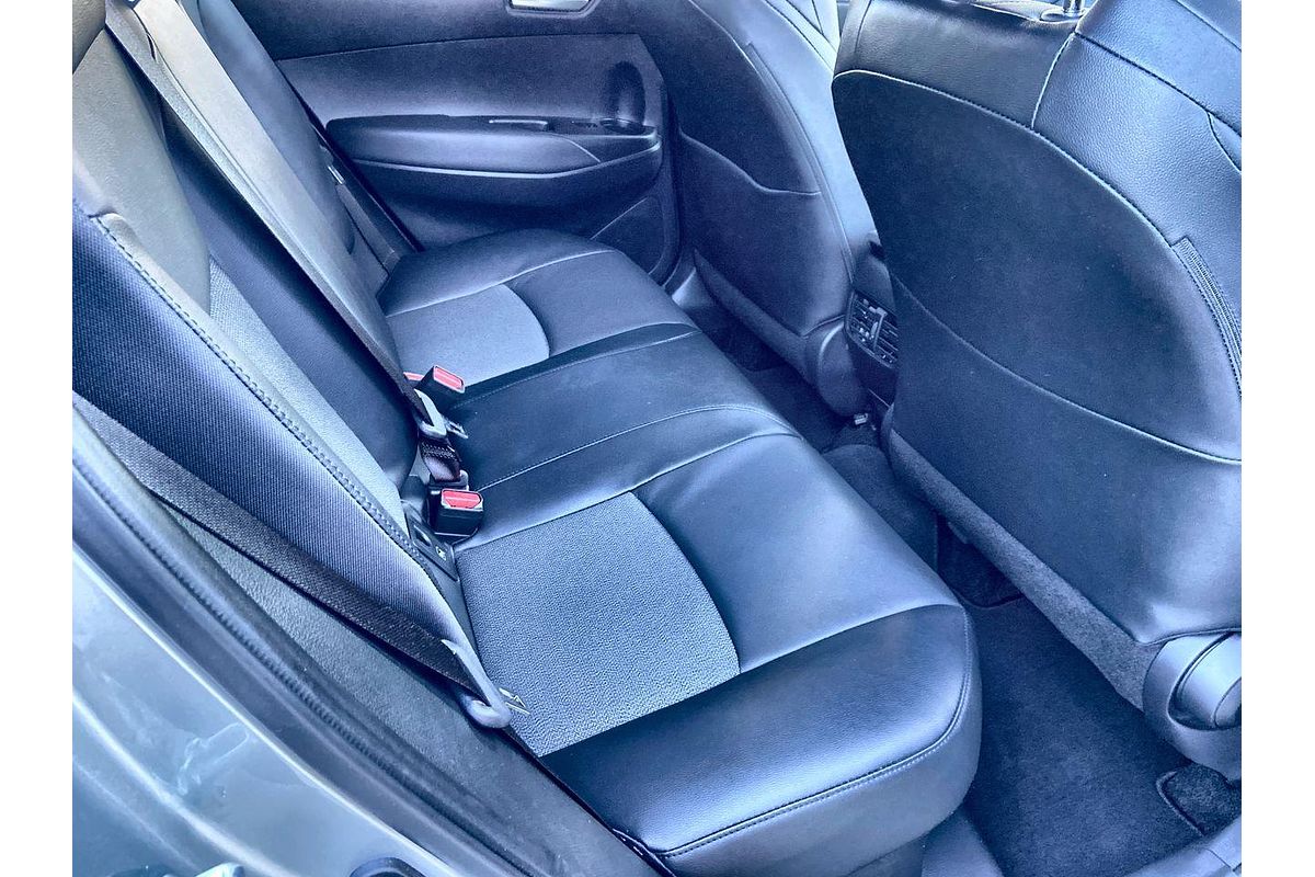 2024 Toyota Corolla Cross GXL MXGH10R