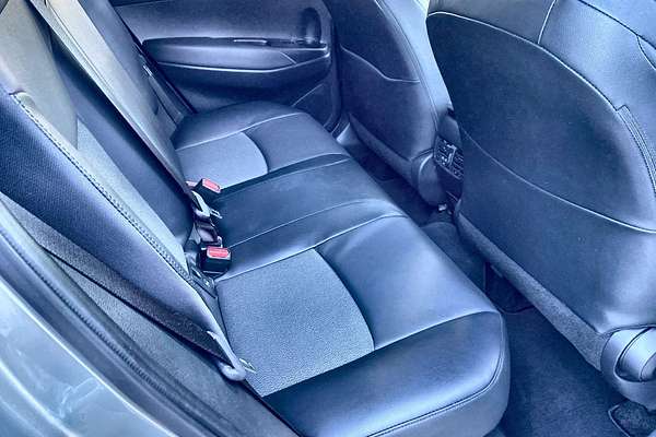 2024 Toyota Corolla Cross GXL MXGH10R